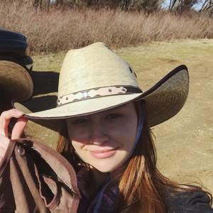 Meet your Posher, Hailey